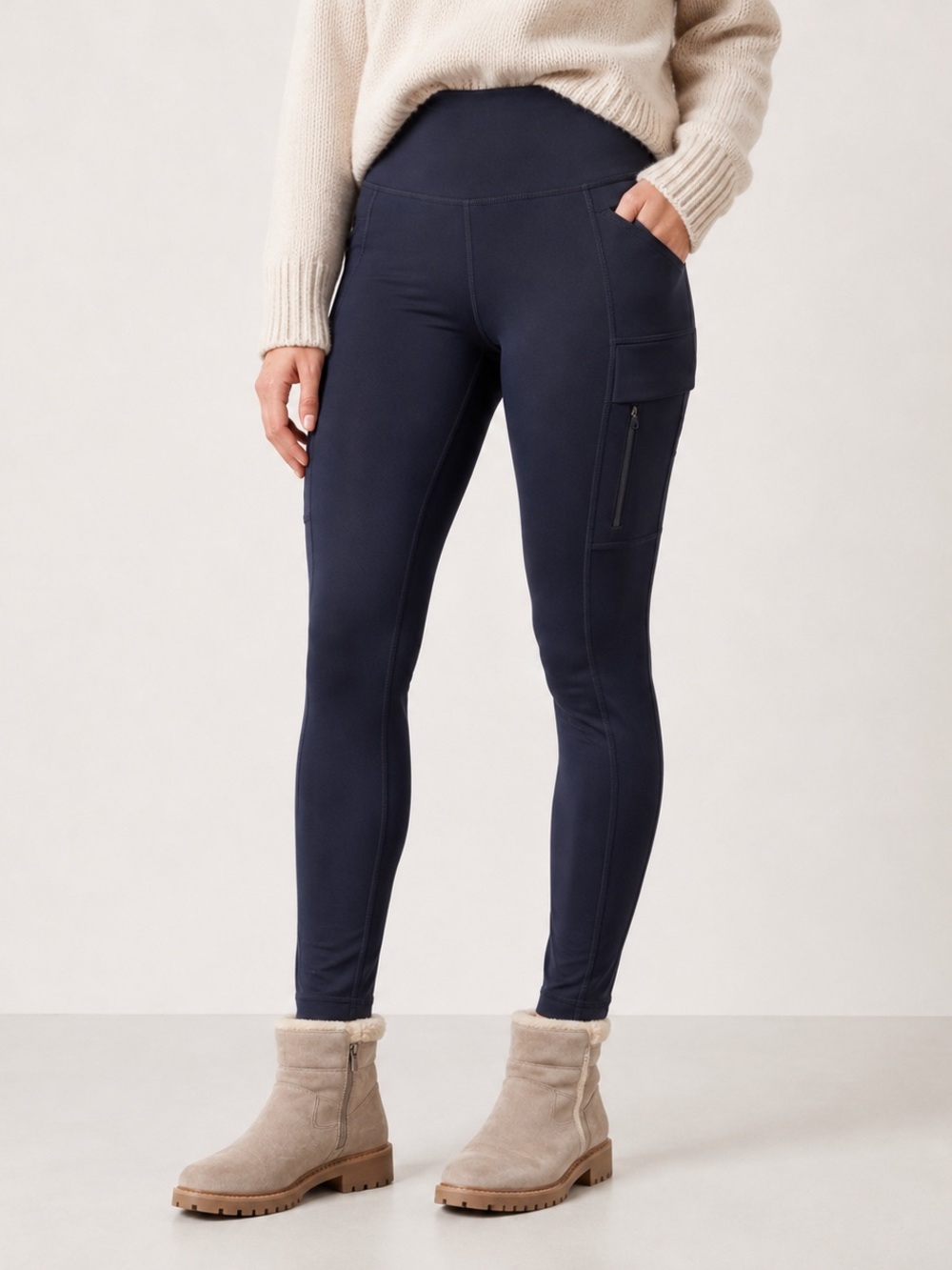 NWT Avalanche Outdoor Supply Fleece Lined Hiking Leggings with Zipper Pockets XS